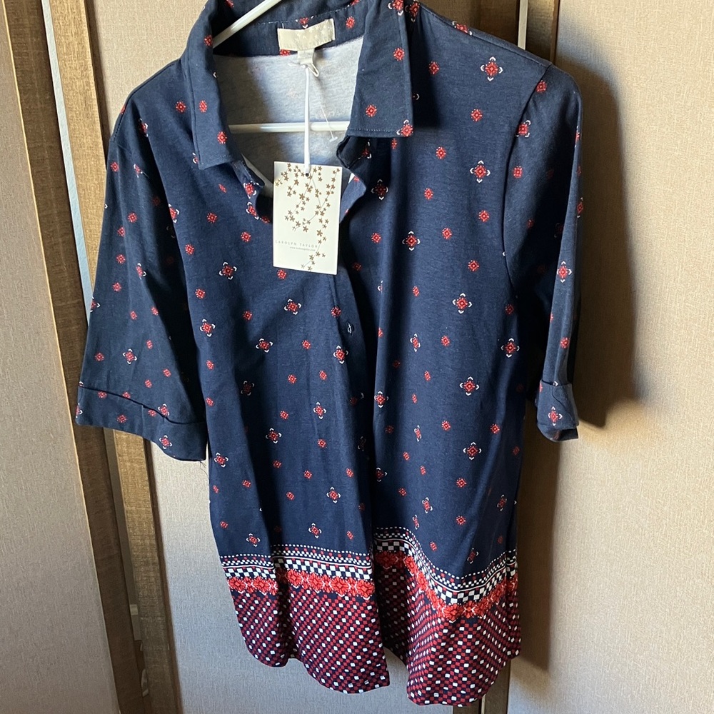 FINAL MARKDOWN Carolyn Taylor Dark Blue Floral Blouse large nwt